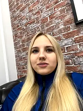 Sky Cutie online show from 09-30-25, 04:40