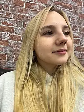 Sky Cutie online show from 11-14-25, 03:10