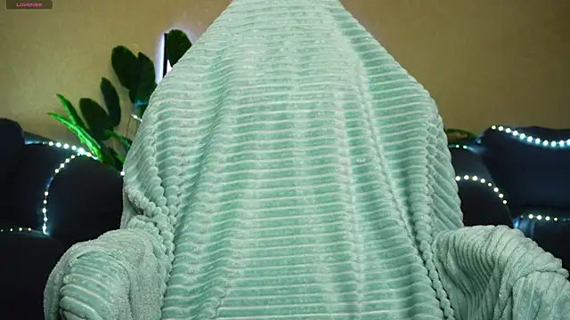 AnitaVon online show from 04-03-26, 07:59