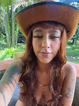 AliceMrtnz online show from 04-11-26, 04:10