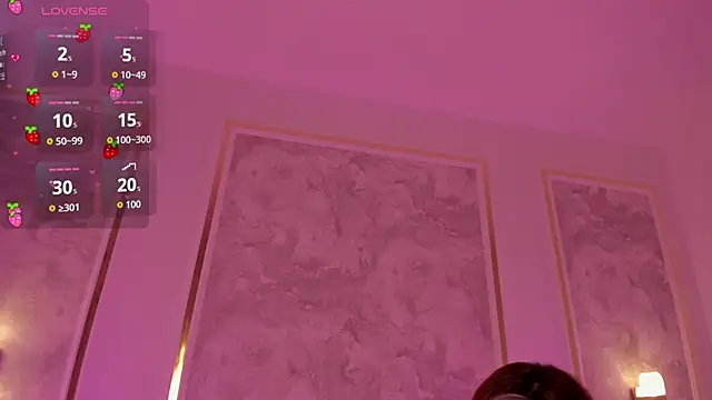 Snapshot of doll_eyees_ chatting on 10-17-25, 02:26 doll eyees online show from 10-17-25, 02:26