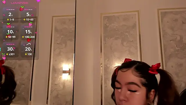 Snapshot of doll_eyees_ chatting on 10-11-25, 02:23 doll eyees online show from 10-11-25, 02:23