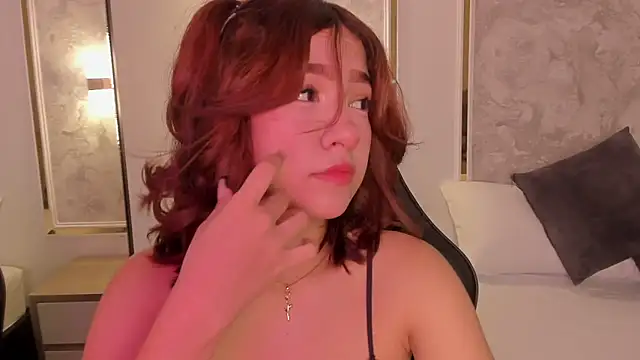 Snapshot of doll_eyees_ chatting on 09-27-25, 02:28 doll eyees online show from 09-27-25, 02:28