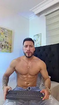 Thiago Hill online show from 05-17-26, 06:30