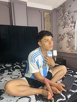 Snapshot of Dani_rivass chatting on 10-03-25, 11:23 Dani rivass online show from 10-03-25, 11:23