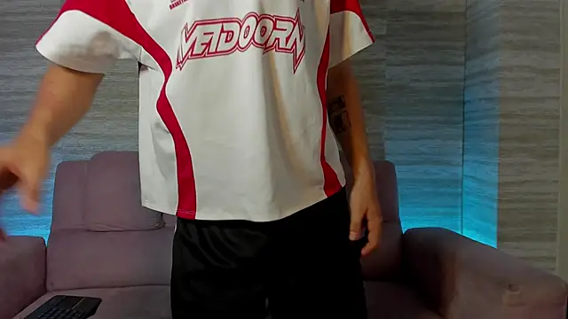 Dani rivass online show from 12-02-25, 12:07