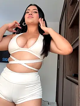 Lu090  online show from 09-26-25, 05:42