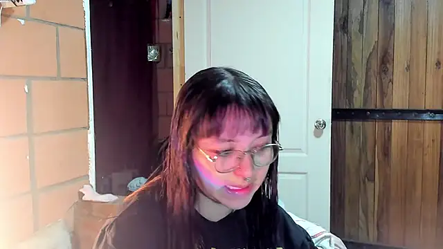 Violetaa Leee online show from 09-18-25, 02:36