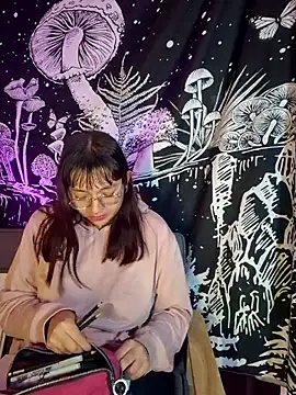 Violetaa Leee online show from 09-11-25, 10:32