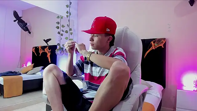 Nascary Fox online show from 10-24-25, 07:35