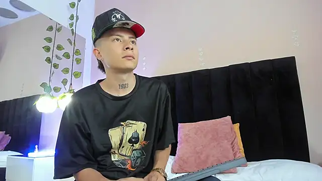 Nascary Fox online show from 09-15-25, 07:47