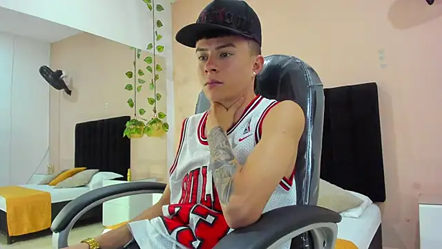 Nascary Fox online show from 12-02-25, 07:15