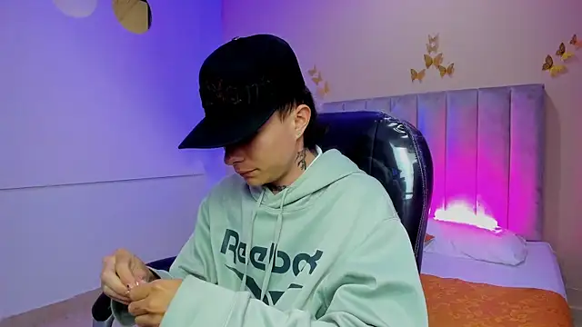 Nascary Fox online show from 02-22-26, 02:08