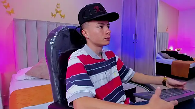 Nascary Fox online show from 01-06-26, 07:07