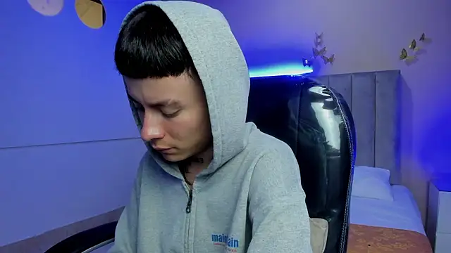 Nascary Fox online show from 03-08-26, 02:31