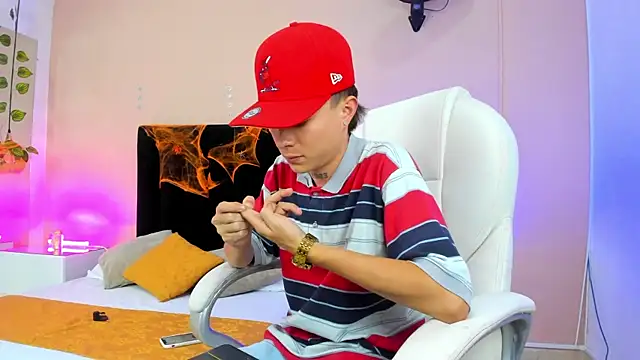 Nascary Fox online show from 10-01-25, 07:51