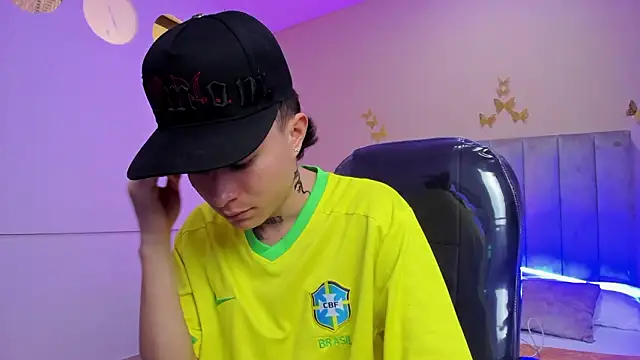 Nascary Fox online show from 02-02-26, 07:02