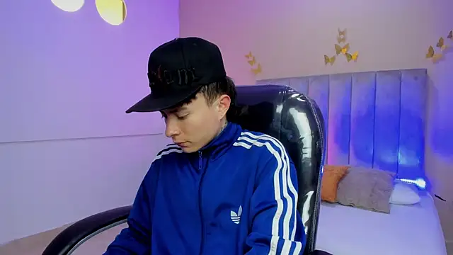 Nascary Fox online show from 02-19-26, 07:22