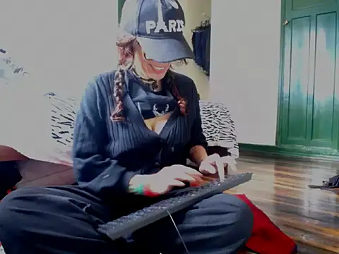 fenix colette online show from 04-21-26, 07:20