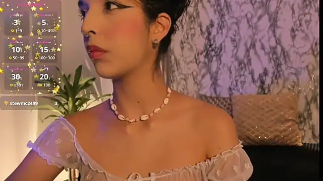 Snapshot of ChloeeMason chatting on 10-06-25, 11:11 ChloeeMason online show from 10-06-25, 11:11