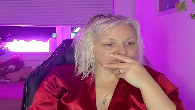 Linsy Kim online show from 02-07-26, 06:49