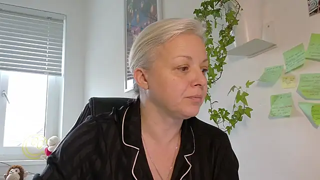 Linsy Kim online show from 03-01-26, 08:36