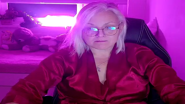 Linsy Kim online show from 02-18-26, 10:06