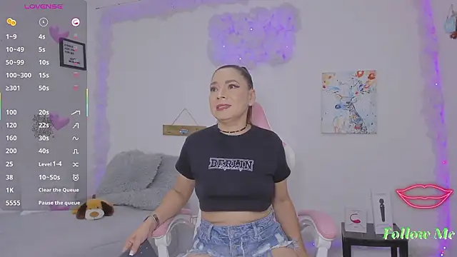 milfAaura online show from 02-21-26, 03:30