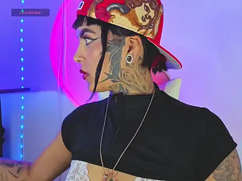 Adamsniki online show from 09-15-25, 04:13