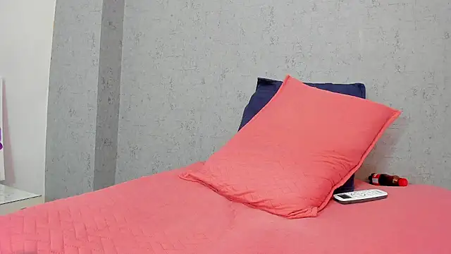 scarlett646 online show from 10-28-25, 03:07