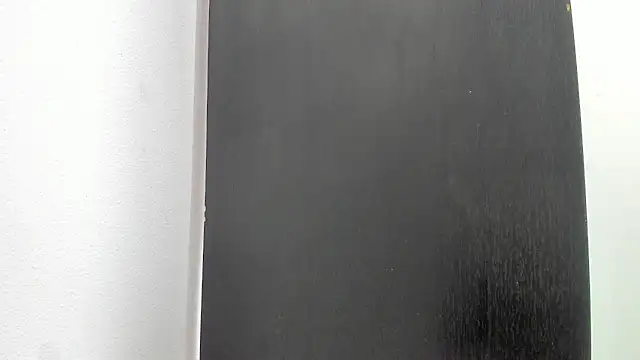 Snapshot of scarlett646 chatting on 10-16-25, 03:15 scarlett646 online show from 10-16-25, 03:15