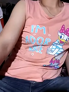 Snapshot of misa_00 chatting on 07-11-26, 10:21 misa 00 online show from 07-11-26, 10:21
