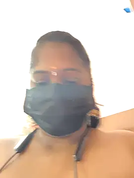 bakyasree143 online show from 10-02-25, 06:17