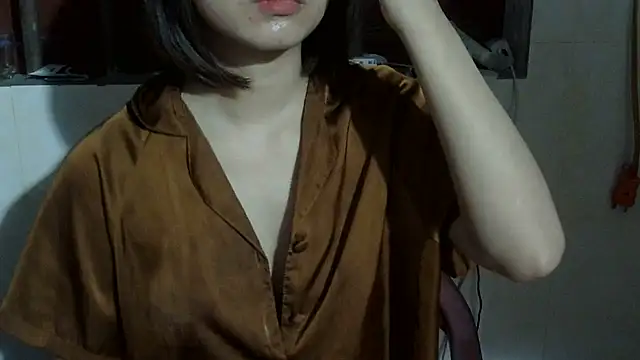 anna-sweet69 online show from 09-25-25, 11:00