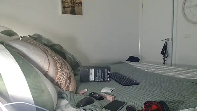 imyourgoodgirl69 online show from 02-03-26, 11:37