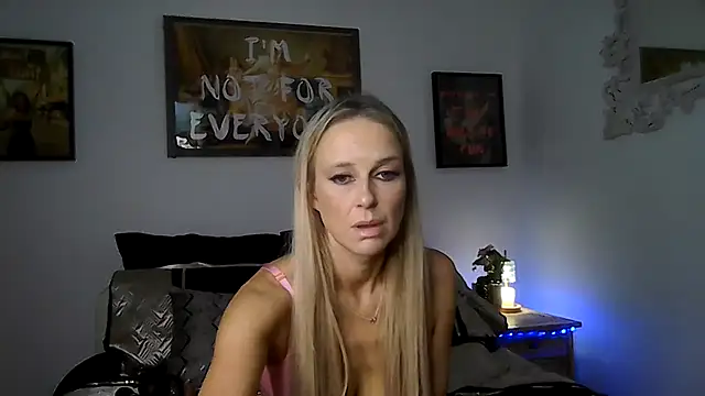 imyourgoodgirl69 online show from 03-13-26, 11:26