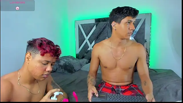 Robertmiller21 online show from 04-11-26, 11:52