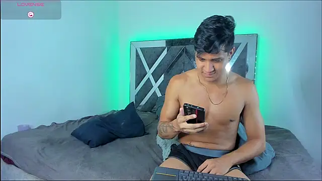 Robertmiller21 online show from 03-30-26, 12:45