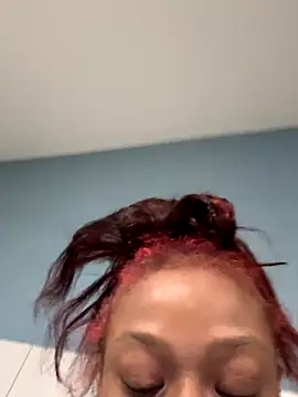 Tishrella6 online show from 11-29-25, 09:15