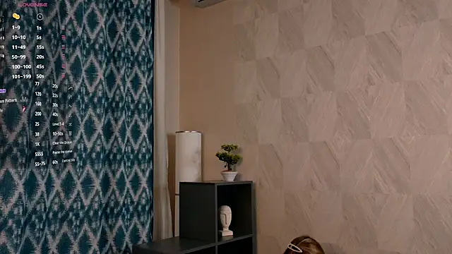 Snapshot of Brittney_Shaw chatting on 02-04-26, 12:00 Brittney Shaw online show from 02-04-26, 12:00