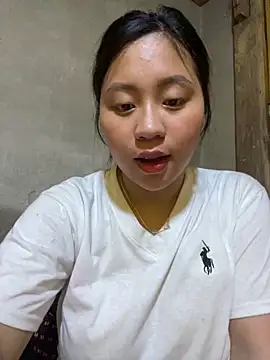 Snapshot of maianhcute chatting on 05-13-26, 04:08 maianhcute online show from 05-13-26, 04:08