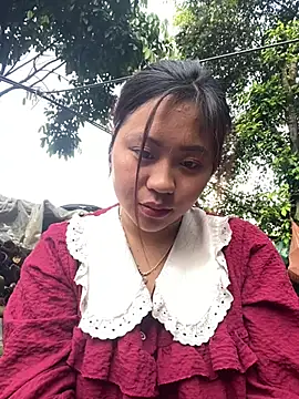 Snapshot of maianhcute chatting on 04-20-26, 12:57 maianhcute online show from 04-20-26, 12:57