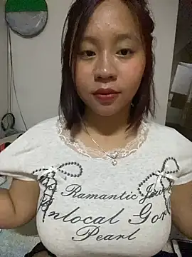 maianhcute online show from 10-25-25, 02:17