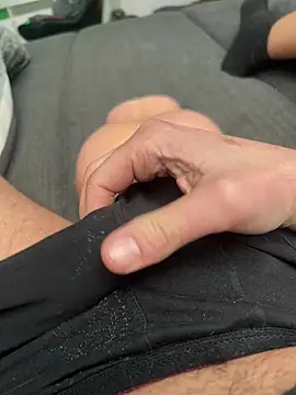 Snapshot of TerryM_F chatting on 02-14-26, 09:09 TerryM F online show from 02-14-26, 09:09