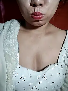 venu00 online show from 11-23-25, 04:00