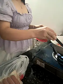 kem 2000 online show from 10-04-25, 03:35