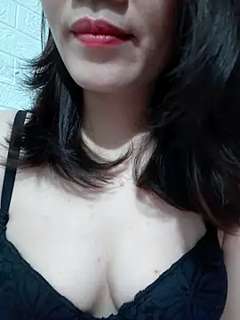 Snapshot of Singlemom69x chatting on 05-11-26, 02:45 Singlemom69x online show from 05-11-26, 02:45