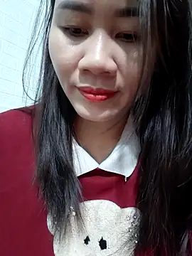 Snapshot of Singlemom69x chatting on 01-18-26, 12:25 Singlemom69x online show from 01-18-26, 12:25