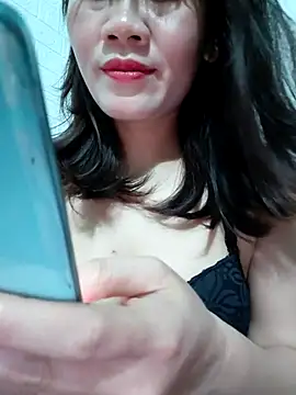 Singlemom69x online show from 06-05-26, 02:49