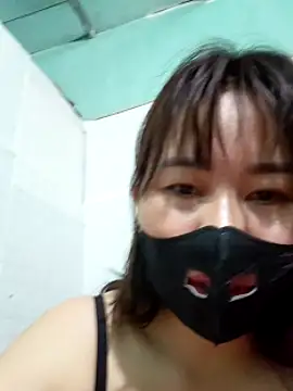 Snapshot of Singlemom69x chatting on 05-16-26, 10:36 Singlemom69x online show from 05-16-26, 10:36